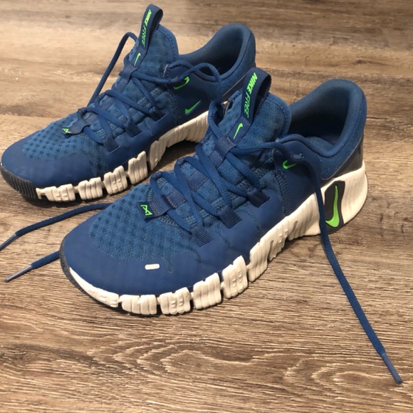 Blue Nike Free Metcon 5- Size M 7 / W 8.5- - Picture 2 of 5
